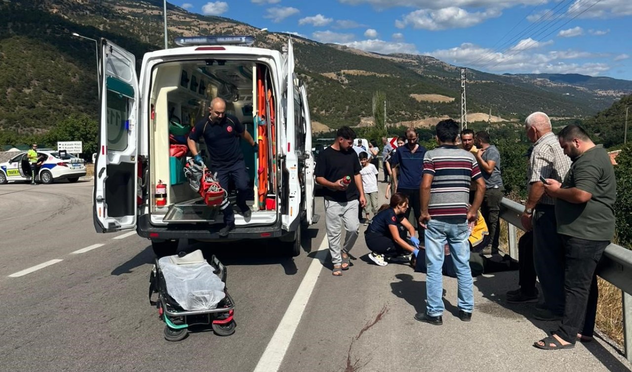 Kavşakta otomobilin çarptığı yaya hayatını kaybetti