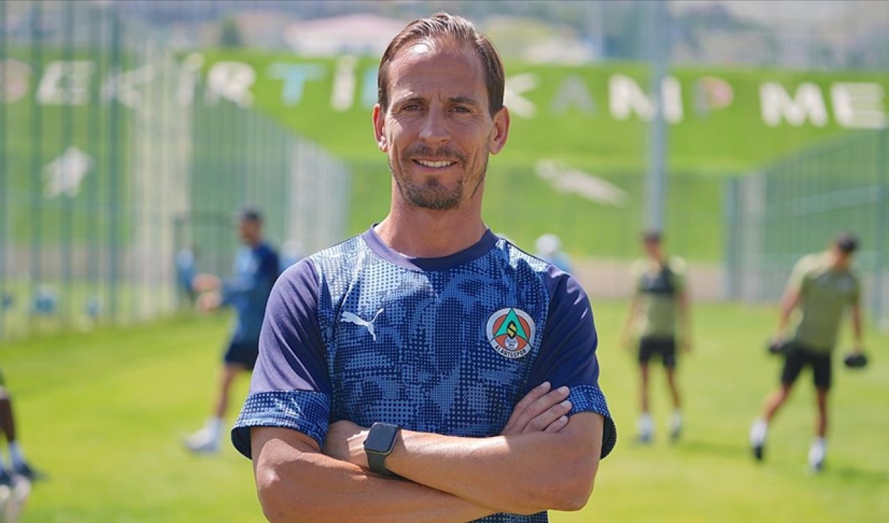 Alanyaspor Teknik Direktörü Joao Pereira: Ayaklarımız yere basmalı
