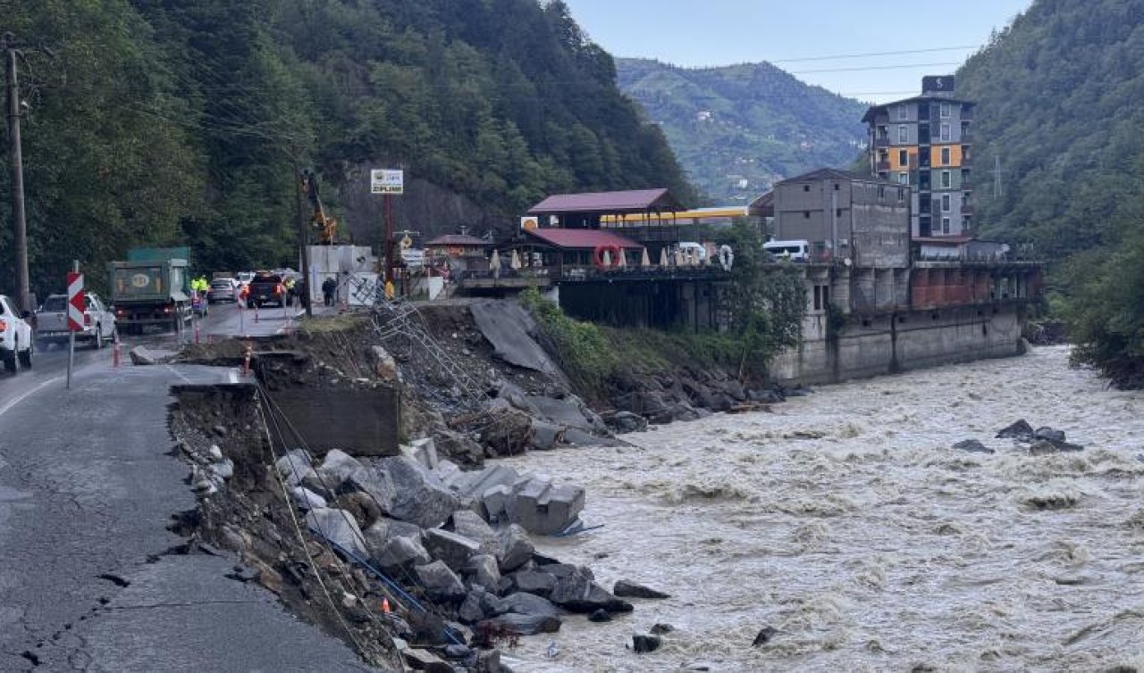 Karadeniz Bölgesi’nde 135 iş makinesi ve 183 personel ile taşkınlarla mücadele ediliyor