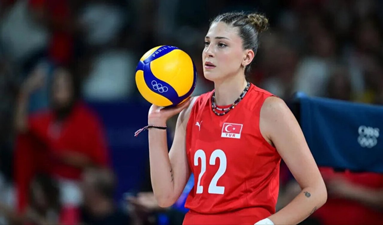 İlkin Aydın Takımdan Atıldı mı? İlkin Aydın Milli Takımdan Çıkarıldı mı? İlkin Aydın Takımdan İhraç mı Edildi? İlkin Aydın Kimdir, Nereli, Kaç Yaşında?