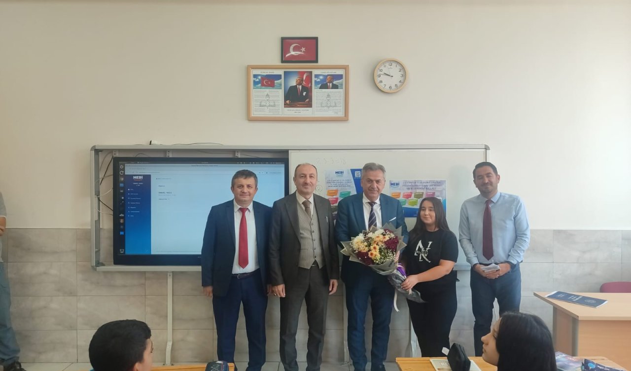 Konya İl Milli Eğitim Müdürü Murat Yiğit Karatay Namık Kemal Ortaokulunda MEB’i tanıtım programına katıldı