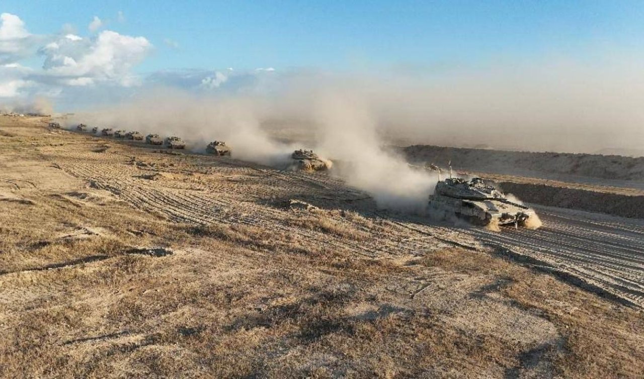 Gazze’de yürürlüğe giren ateşkesin ardından İsrail ordusunun kısmi çekilmesi başladı