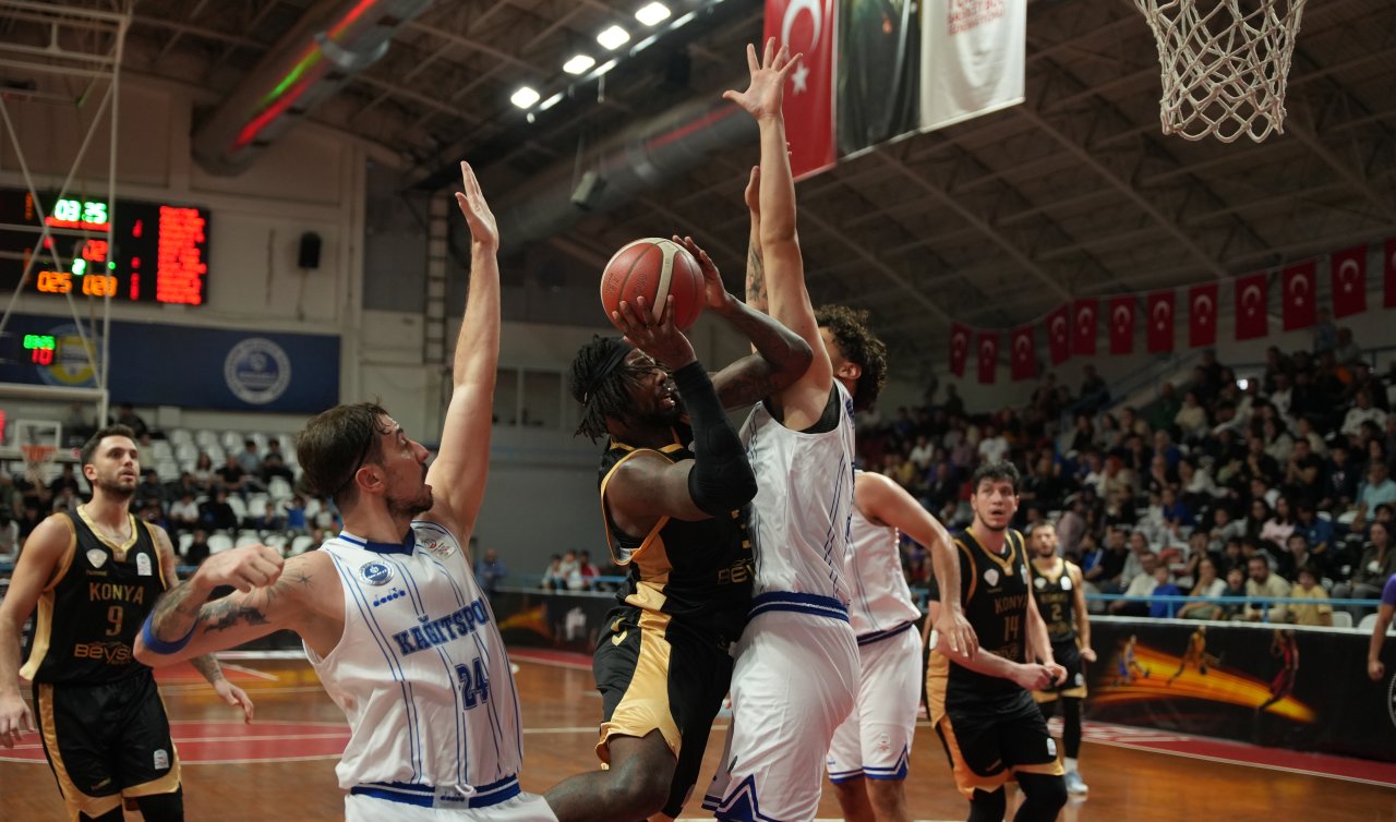 Konya Büyükşehir Belediyespor fırtına gibi! 4’te 4 ile zirve yarışında