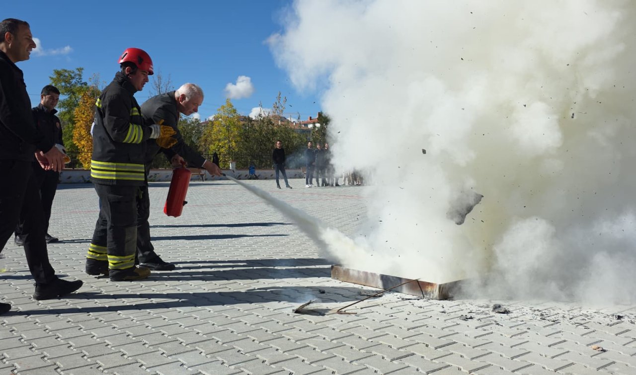 Kulu’da “Afet Risklerini Azaltma Günü’’ kapsamında tatbikat düzenlendi