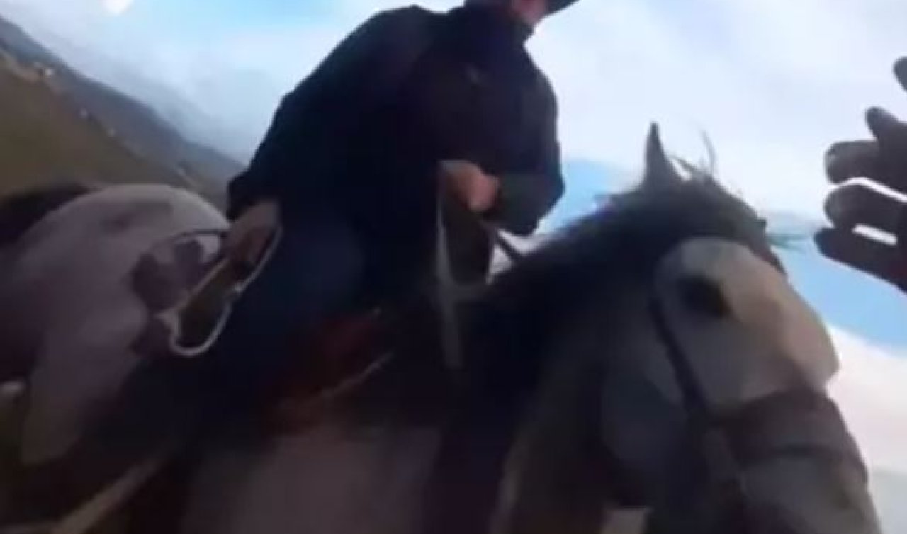 Yılkı atlarının fotoğrafını çeken turist aileden para talep etmişlerdi: Savcıya ek iddianame izni verildi