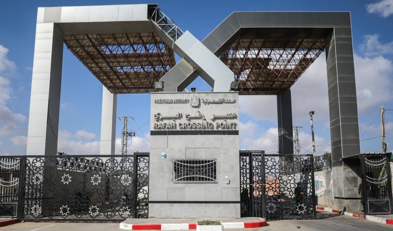 Gazze’nin “dünyaya açılan kapısı’’ Refah’ta belirsizlik sürüyor