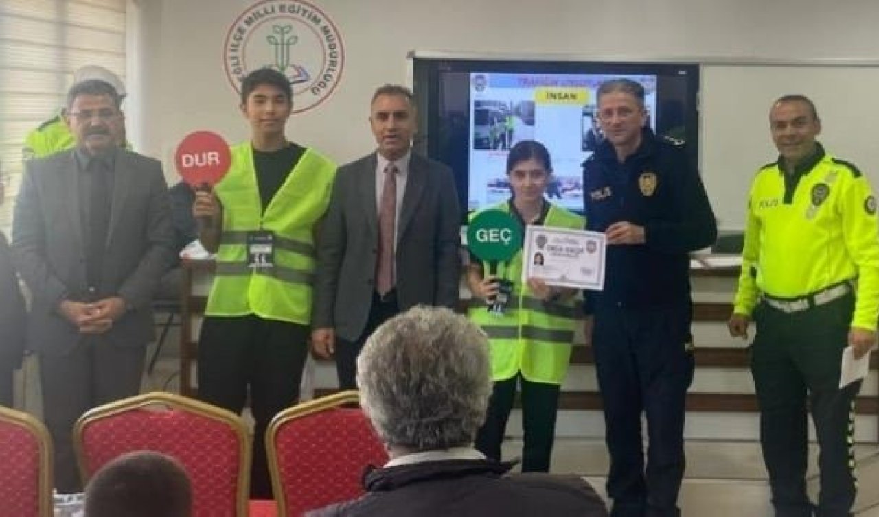 Ereğli’de okul geçit görevlileri eğitimiyle öğrencilere güvenli ulaşım desteği