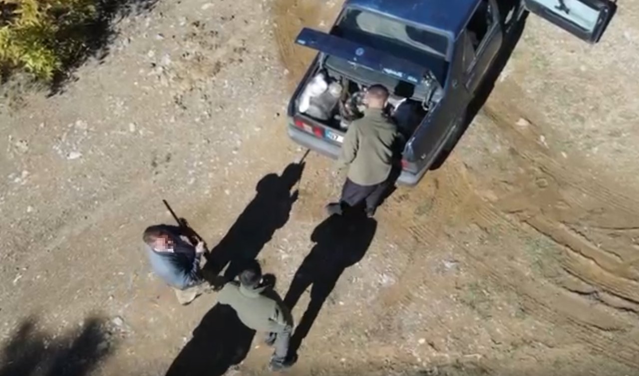 Kaçak avcı dronlu denetimde yakalandı 
