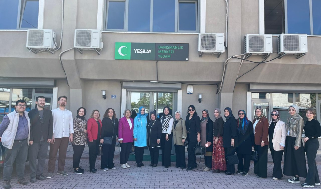 Yeşilay Konya kadın mahalle muhtarlarını ağırladı
