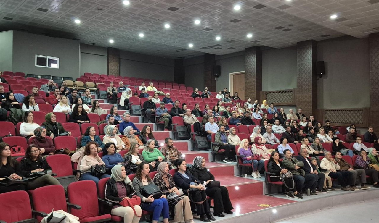 Sanatsever öğretmenler buluştu: Konya Maarif Orkestrası ve Korosu ilk toplantısını yaptı