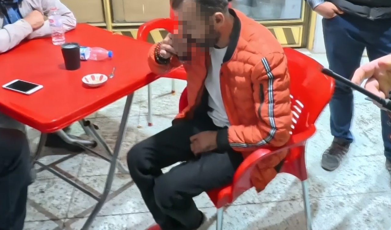 Yasal sınırın 8 kat üzerinde alkollü halde kaza yaptı: Kahveye oturup çay içti