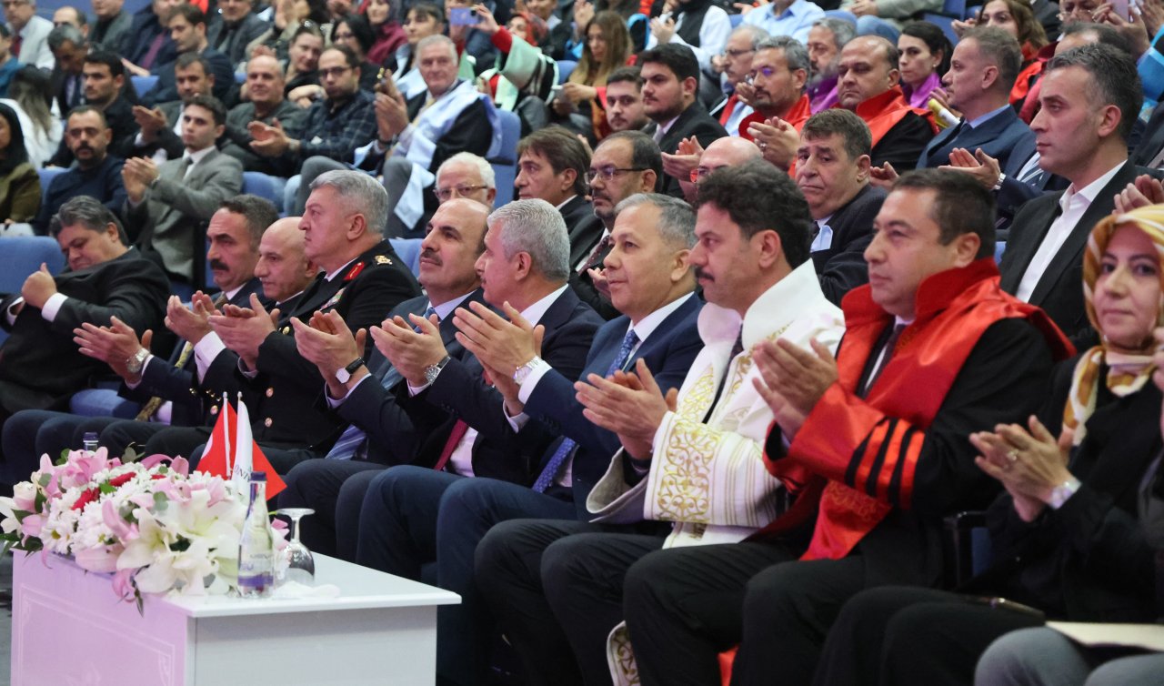 Selçuk Üniversitesinde Akademik Yıl Bakan Yerlikaya’nın katılımıyla açıldı