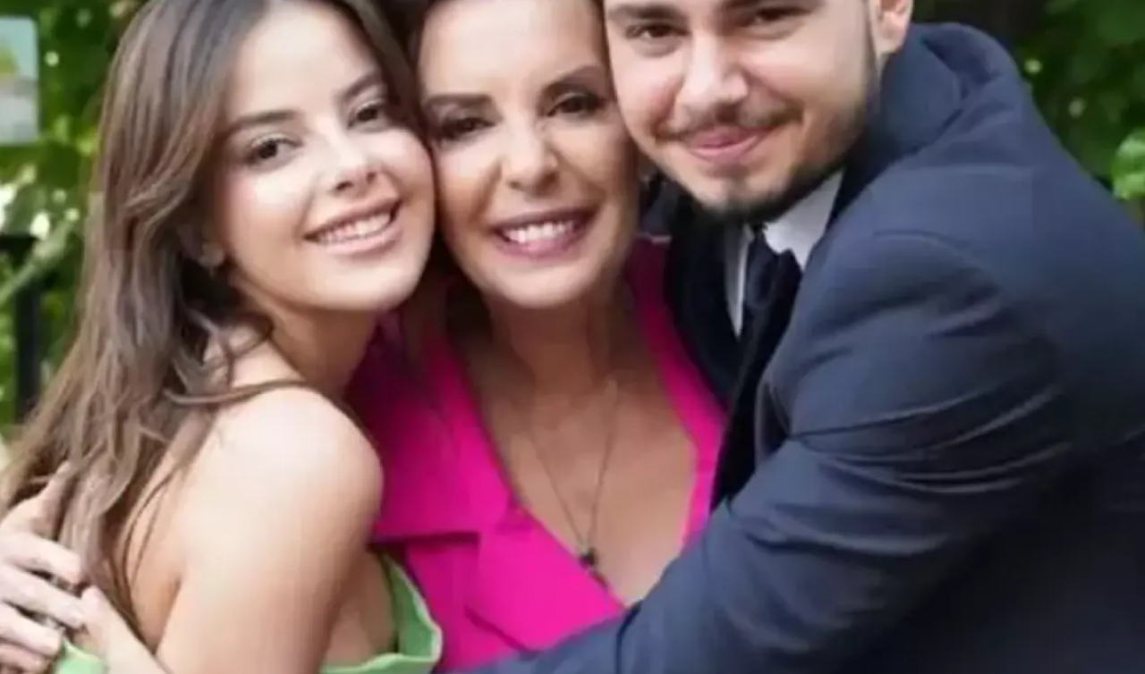 Perihan Savaş Kiminle Evli? Perihan Savaş’ın Kaç Çocuğu ve Torunu Var?