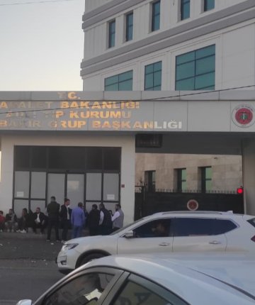 Akraba aileler arasında silahlı kavga: 1 ölü 1 yaralı