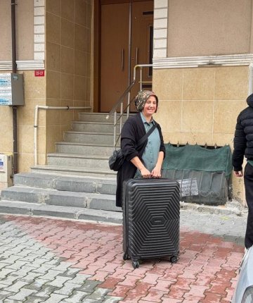 İstanbul’da iki bina arasındaki istinat duvarı çöktü