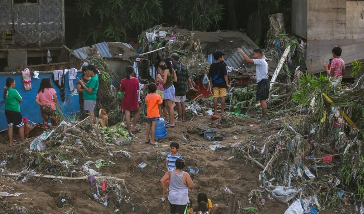 Filipinler’de Kalmaegi Tayfunu’nda ölenlerin sayısı 204’e yükseldi