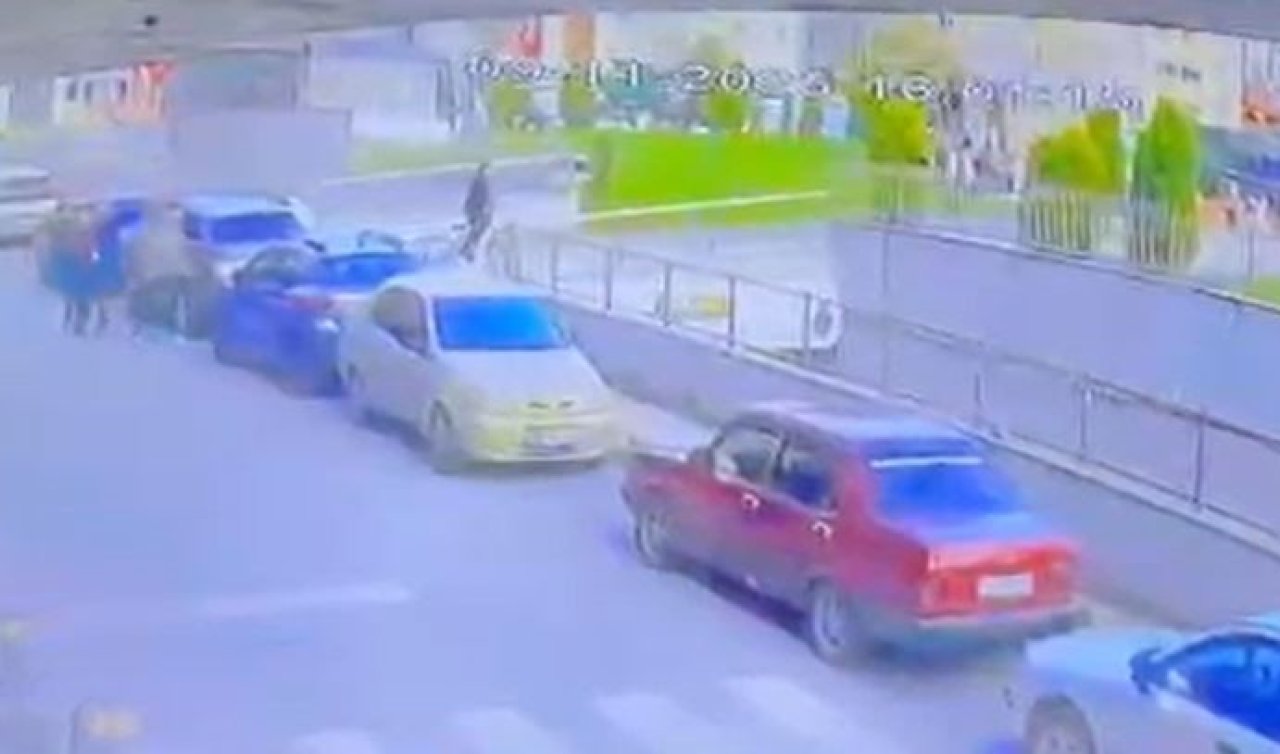 Bisikletini vermeyen 13 yaşındaki çocuğu akranları bıçakladı