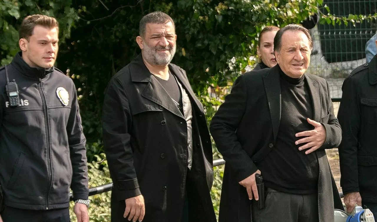 Arka Sokaklar yeni bölümü bu akşam var mı, yok mu? Arka Sokaklar neden yok? Arka Sokaklar yeni bölüm ne zaman yayınlanacak? 14 KASIM 2025 KANAL D YAYIN AKIŞI