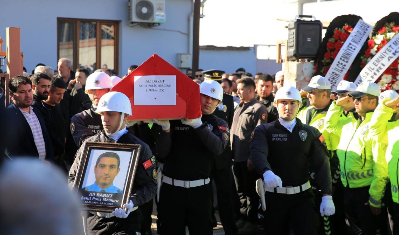 Manisa’da kazada şehit olan polis son yolculuğuna uğurlandı