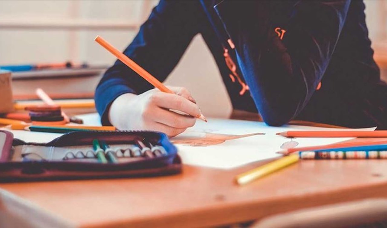 Van’da Yarın Okul Var Mı? 17 Kasım Pazartesi Van’da Okullar Açılıyor Mu? 17 Kasım Okullar Tatil Mi, Yarım Gün Mü?