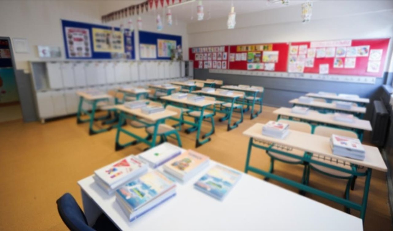 Bitlis’te Yarın Okul Var Mı? 17 Kasım Pazartesi Bitlis’te Okullar Açılıyor Mu? 17 Kasım Okullar Tatil Mi, Yarım Gün Mü? 