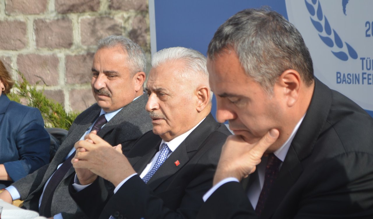 Binali Yıldırım’dan TÜBAF’a ziyaret: İmralı’ya gidilmesinde hiçbir mahsur yok