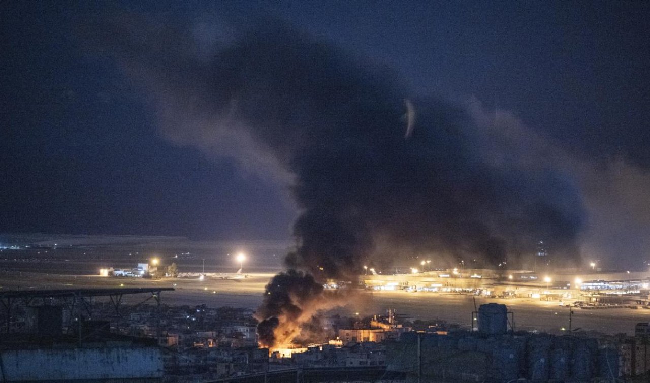 Katil İsrail Lübnan’da mülteci kampına saldırdı: 11 ölü