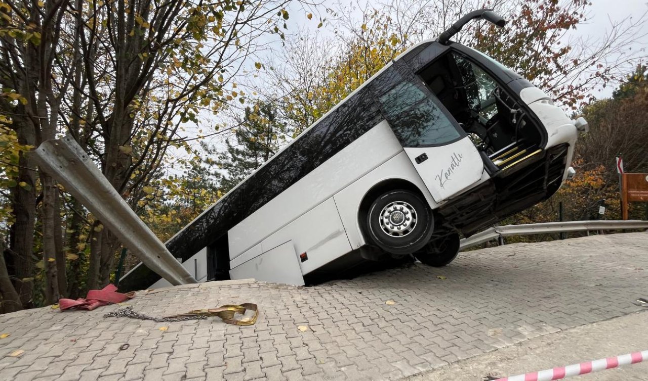  Tur otobüsü şarampole düştü