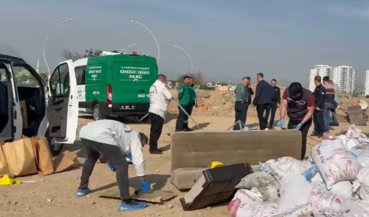 Çekyat içerisinde bıçaklanmış erkek cesedi bulundu