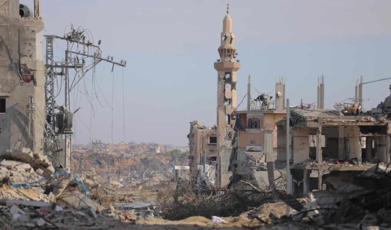  Gazze’de katil İsrail ordusunun bıraktığı mühimmatın patlaması sonucu 3 çocuk yaralandı