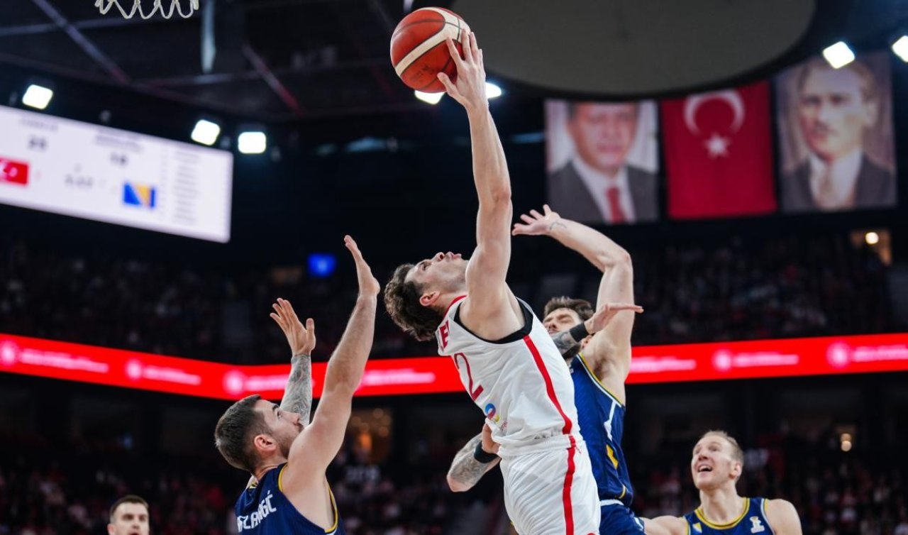 12 Dev Adam galibiyetle başladı