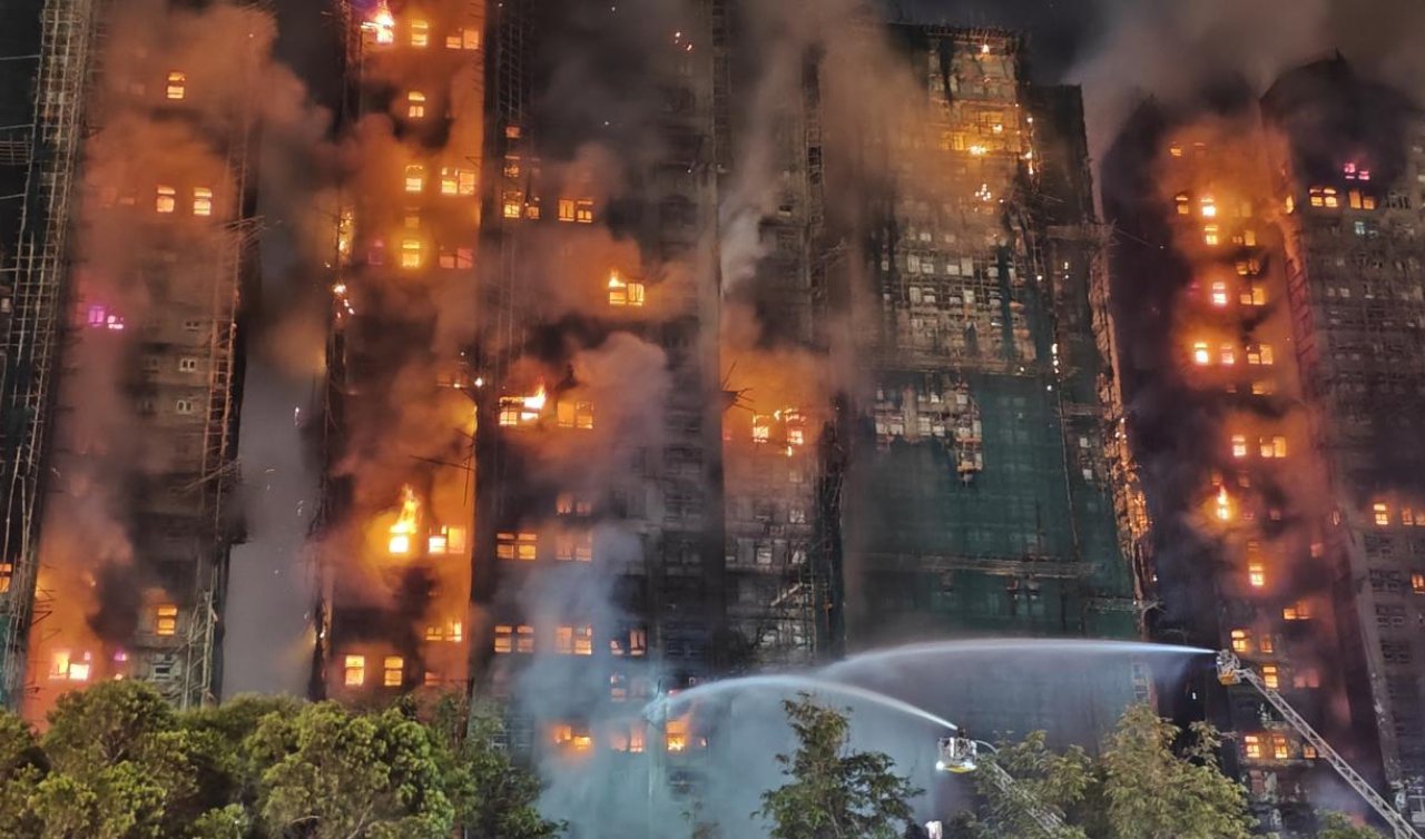  Hong Kong’da yangın faciası: Ölü sayısı 83’e çıktı