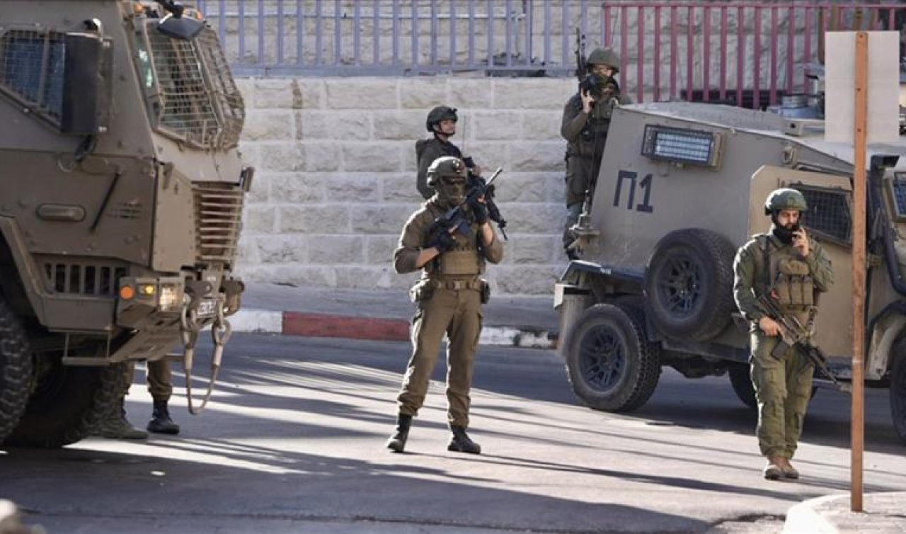 İşgalci İsrail ordusu Batı Şeria’nın kuzeyinde Filistinlileri evlerini boşaltmaya zorladı