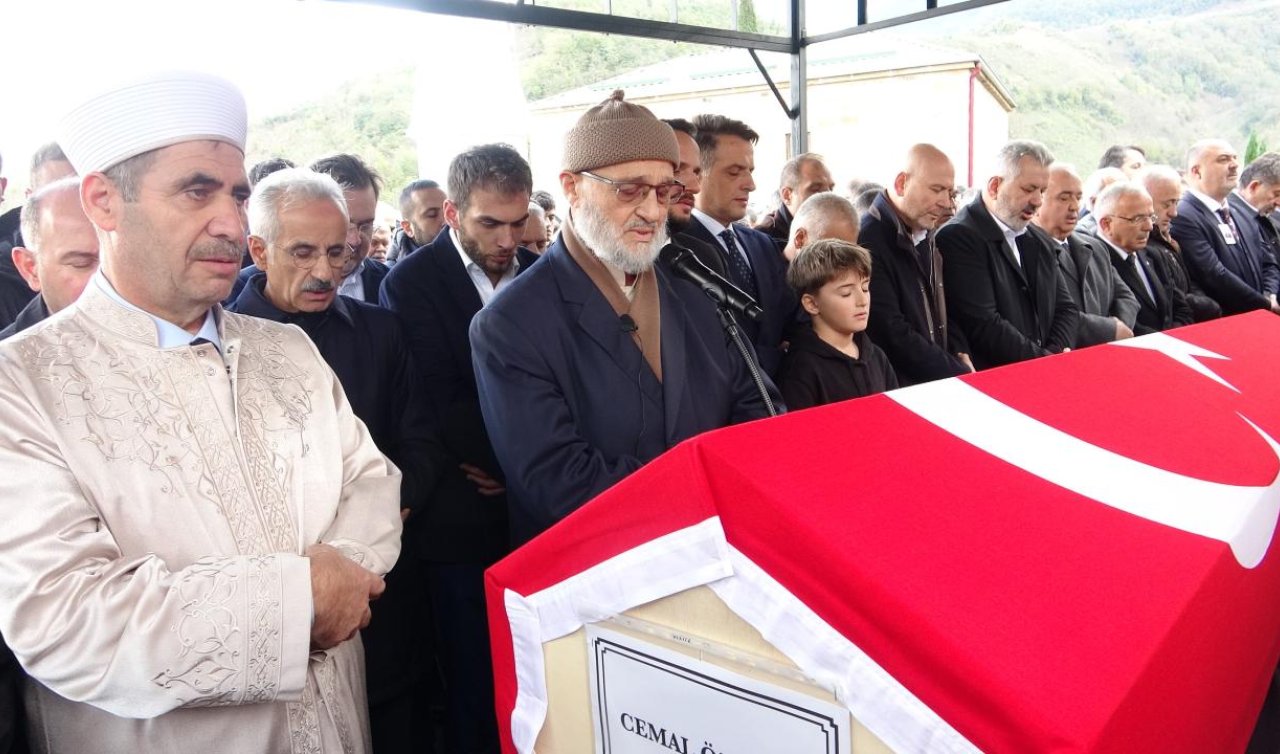 Eski AK Parti Giresun Milletvekili Öztürk Giresun’da son yolculuğuna uğurlandı