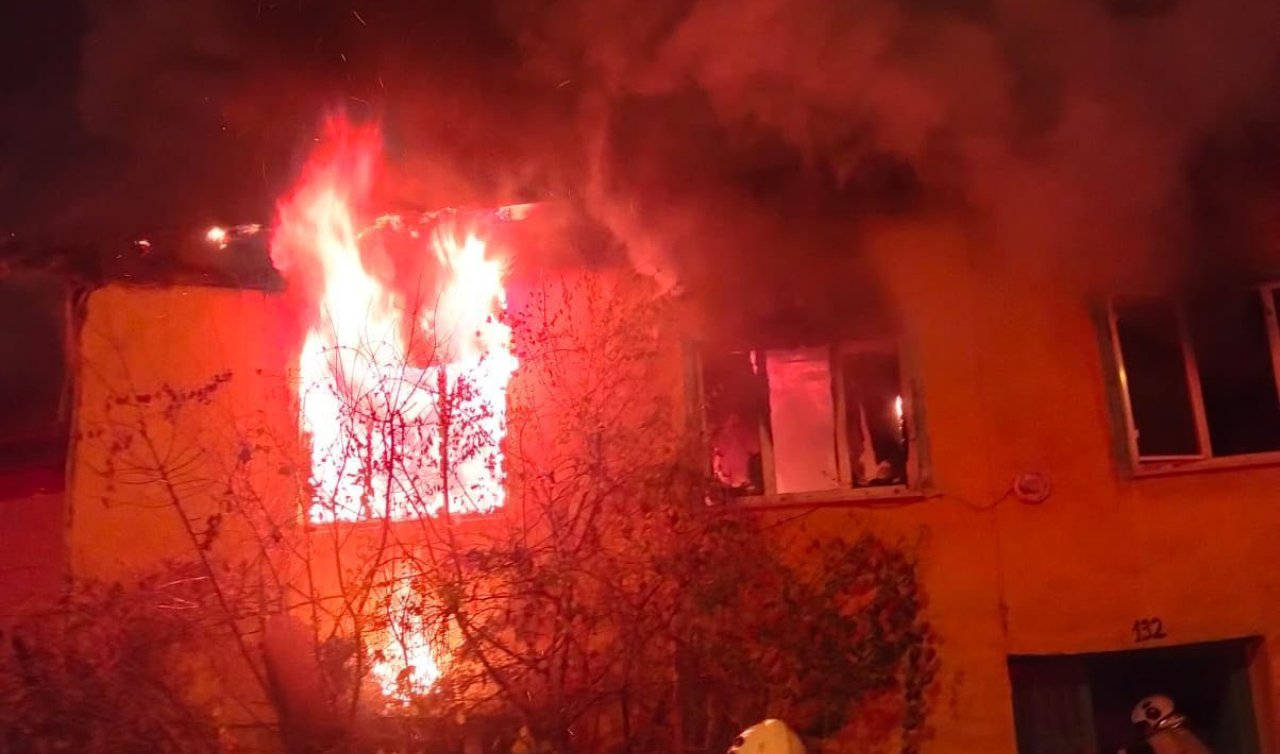 Evde çıkan yangında anne öldü kızı yaralandı