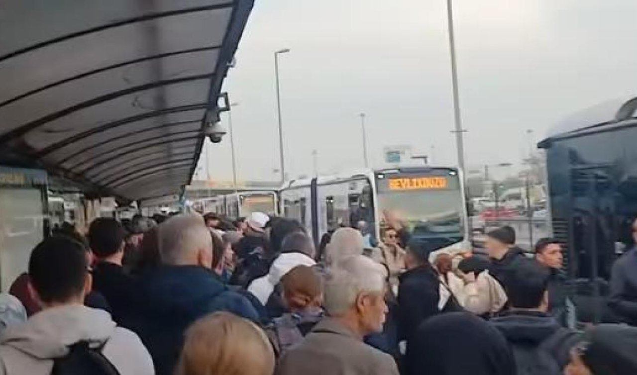 Durakta bayılan çocuk metrobüsün altında kaldı