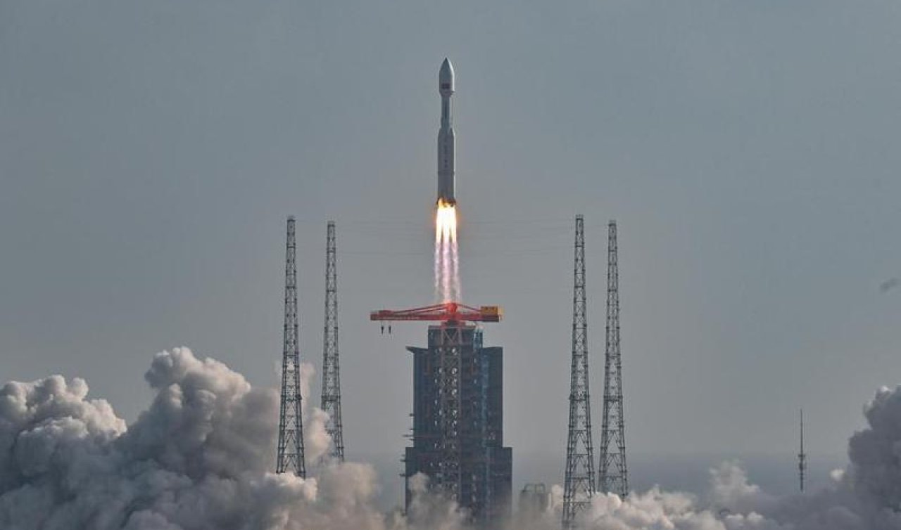 Çin yeni bir internet uydu grubunu uzaya gönderdi