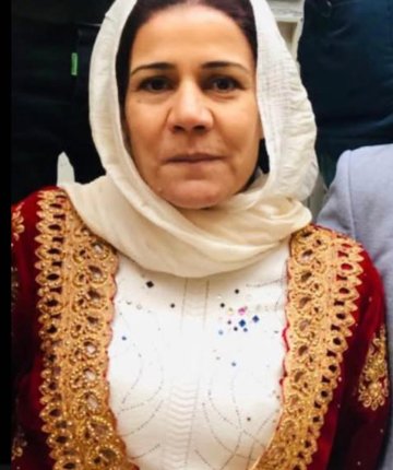 Evde yemek hazırlarken elektrik akımına kapıldı hastanede öldü