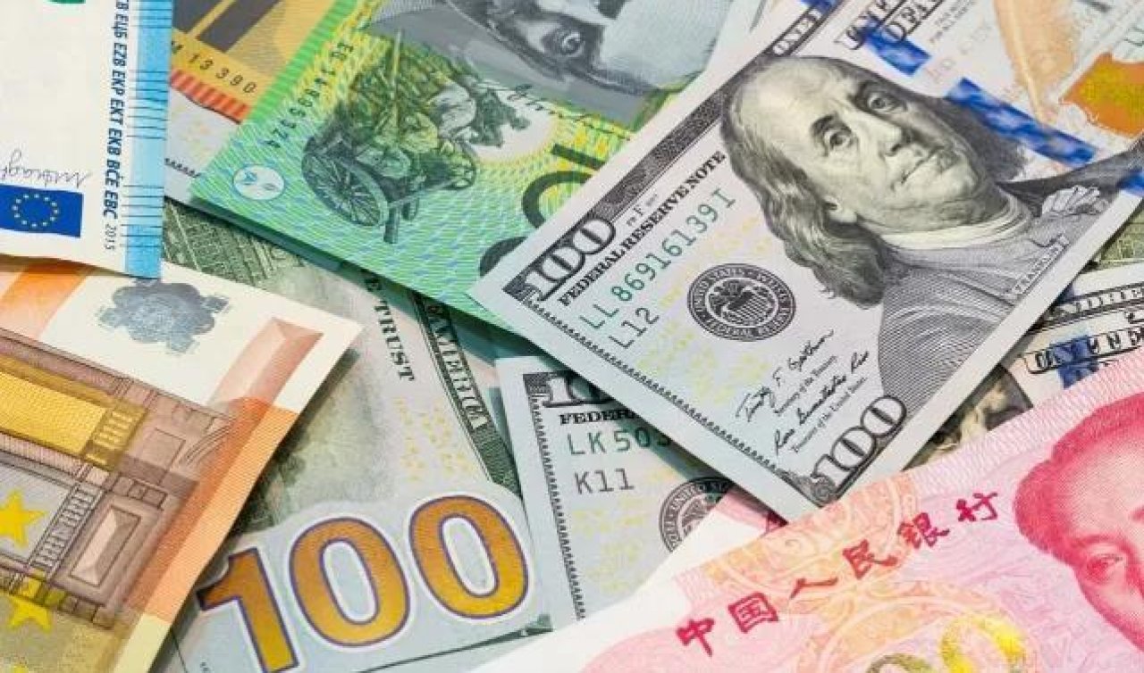  Bankalar mı, Döviz Büroları mı? Euro Alıp Satarken En Avantajlı Yöntem Hangisi?