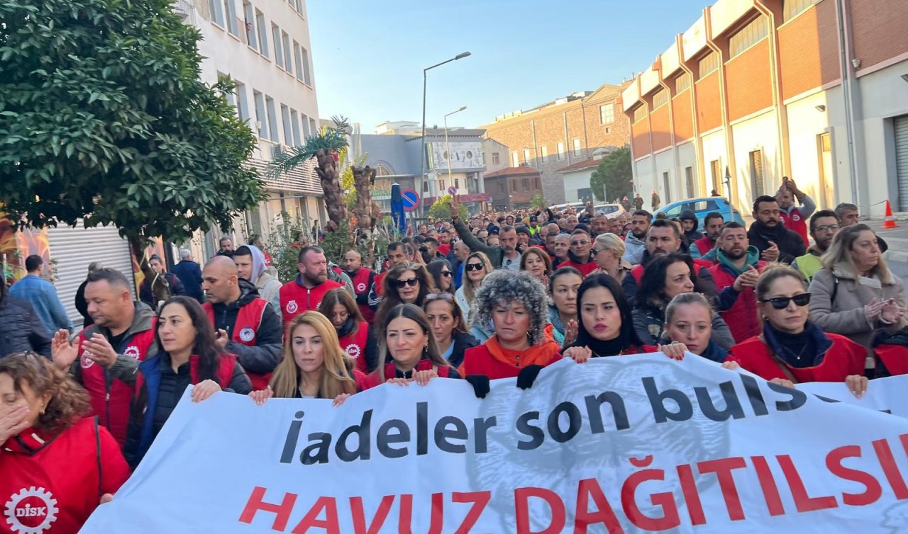  İzmir’de belediye işçileri yarım gün iş bırakma eyleminde