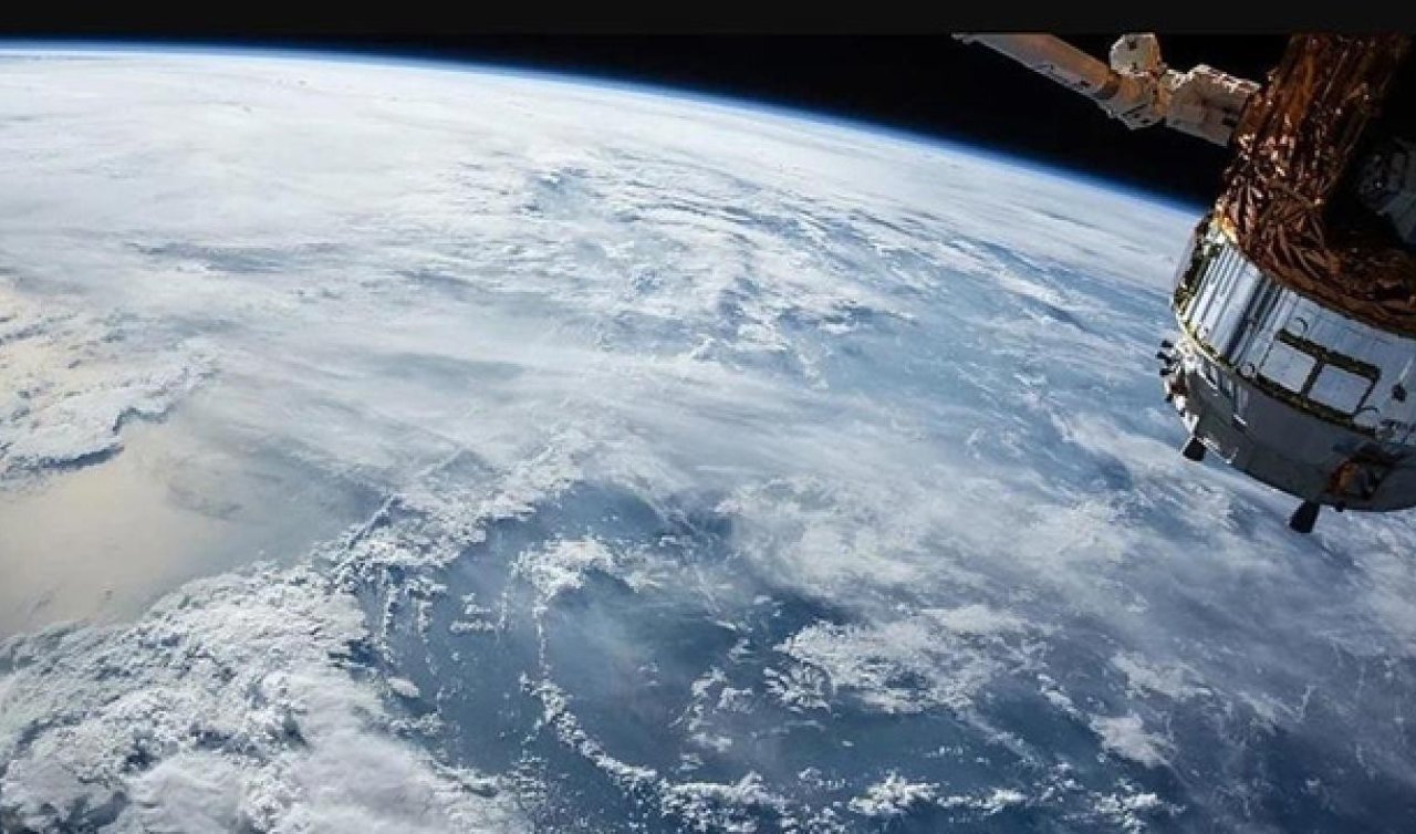 Yapay zeka ilk kez uzay robotunu yönetti