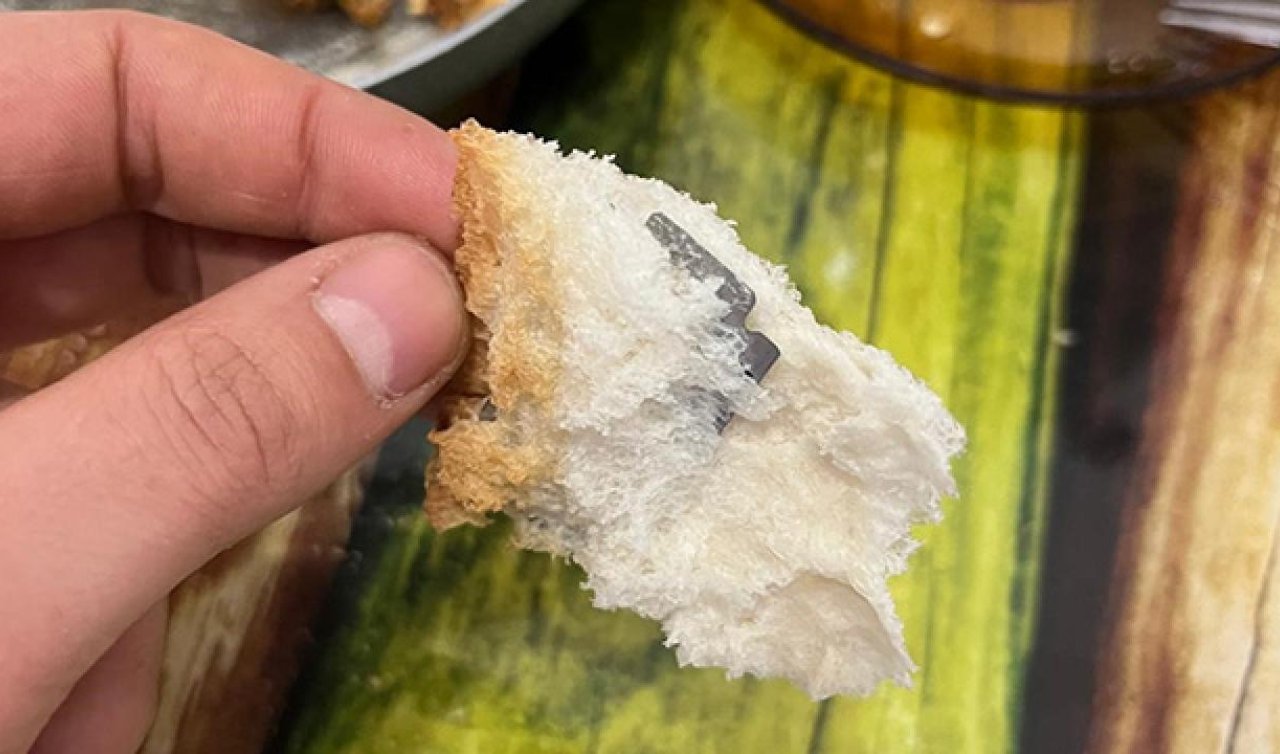 Ekmeğin içinden çıkanı görünce şok oldu