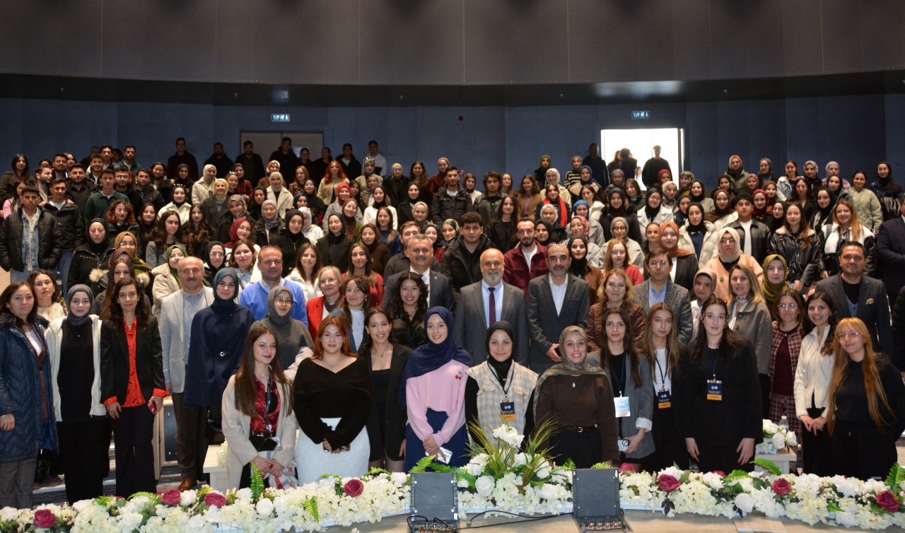 Geleceğin Sağlık Yöneticilerine NEÜ’de Anlamlı Konferans