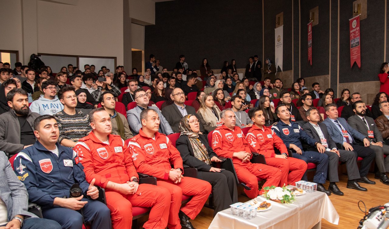 Türk Yıldızları Selçuk Üniversitesi öğrencileriyle buluştu
