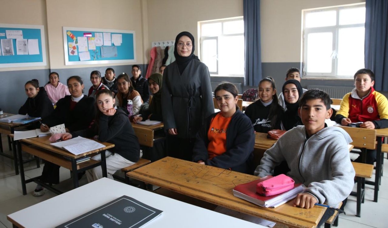 Gönüllü öğretmenler 20 öğrenciyi okula kazandırdı