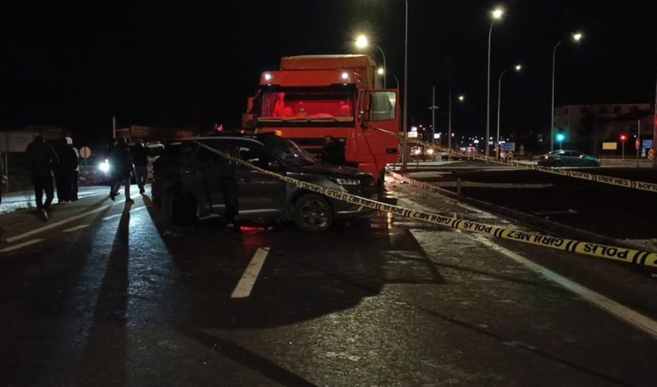 Tır ile otomobil çarpıştı: 1 ölü, 6 yaralı