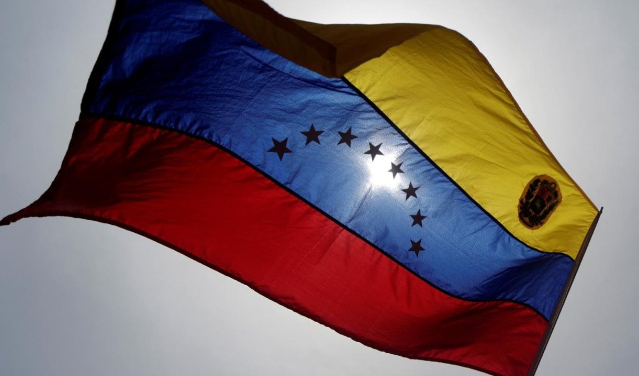 AB Komisyonu: Venezuela’yı Venezuelalılar yönetmeli