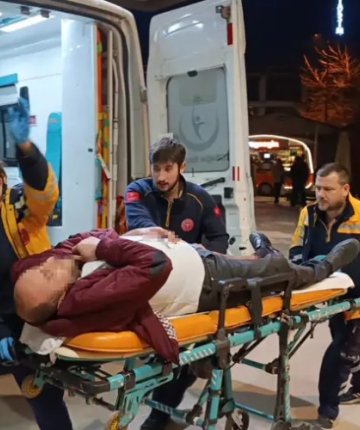 Ablasının eşyalarını almaya geldi bacağından vuruldu