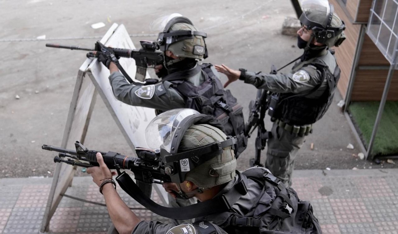 Katil İsrail ordusu Gazze Şeridi’nde 3 Filistinliyi öldürdü