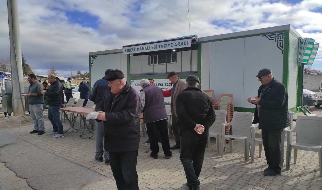 Hüyük’te hayırseverler taziye aracı yaptırdı